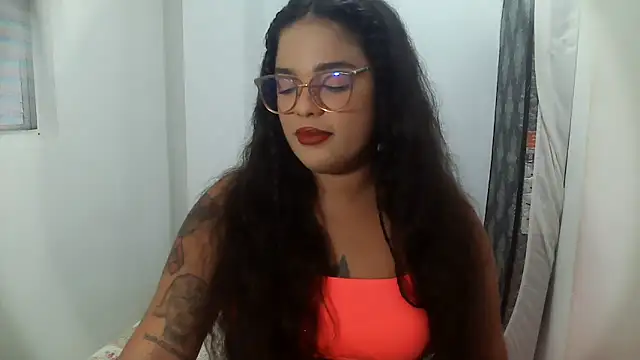 SecretBrunette online show from April 28, 9:30 pm