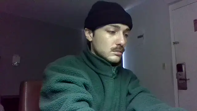 Snapshot of Jbenz420 chatting on February 19, 7:55 pm Jbenz420 online show from February 19, 7:55 pm