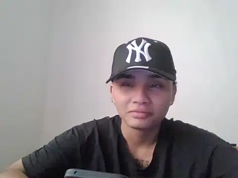 Snapshot of KDGG12 chatting on October 13, 7:37 pm KDGG12 online show from October 13, 7:37 pm