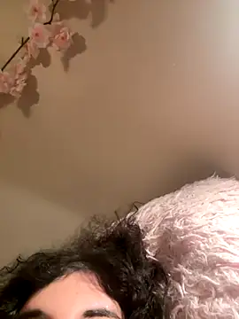 Snapshot of gigifox220 chatting on October 4, 6:48 am gigifox220 online show from October 4, 6:48 am