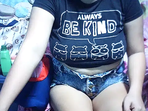 Snapshot of Horny_miya1989 chatting on May 28, 1:39 pm Horny miya1989 online show from May 28, 1:39 pm