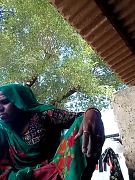 Snapshot of Hot-honi chatting on September 10, 2:43 am Hot-honi online show from September 10, 2:43 am