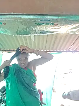 Snapshot of Hot-honi chatting on September 15, 6:47 am Hot-honi online show from September 15, 6:47 am