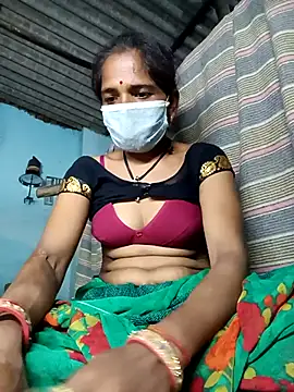 Snapshot of Hot-honi chatting on October 5, 12:23 am Hot-honi online show from October 5, 12:23 am