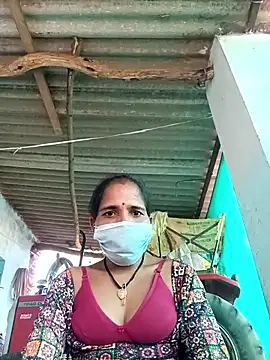 Snapshot of Hot-honi chatting on September 14, 11:21 am Hot-honi online show from September 14, 11:21 am