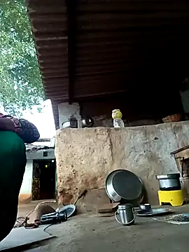 Snapshot of Hot-honi chatting on September 18, 12:57 am Hot-honi online show from September 18, 12:57 am