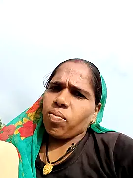 Snapshot of Hot-honi chatting on September 28, 2:29 am Hot-honi online show from September 28, 2:29 am