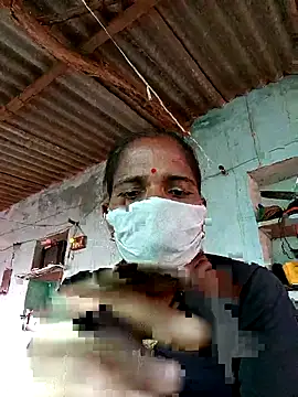 Snapshot of Hot-honi chatting on October 9, 1:55 pm Hot-honi online show from October 9, 1:55 pm