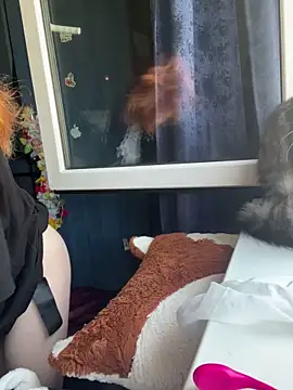 DaddysLittleSlutfox online show from April 15, 9:26 am