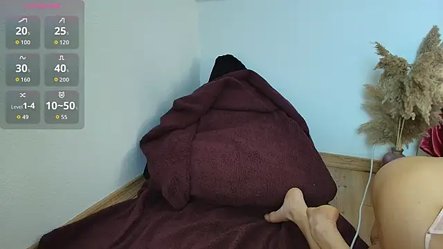 Snapshot of SashaSilk chatting on November 8, 11:52 pm SashaSilk online show from November 8, 11:52 pm