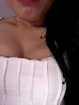 Bear-cute00 online show from September 11, 2:28 pm