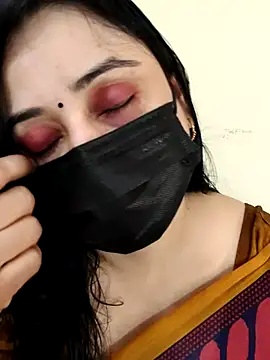 Snapshot of Monica_cams chatting on December 5, 5:50 am Monica cams online show from December 5, 5:50 am