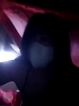 VanGau031694 online show from October 27, 12:11 am