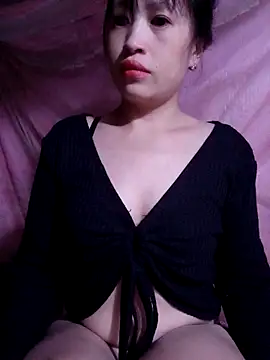 VanGau031694 online show from November 8, 11:52 pm