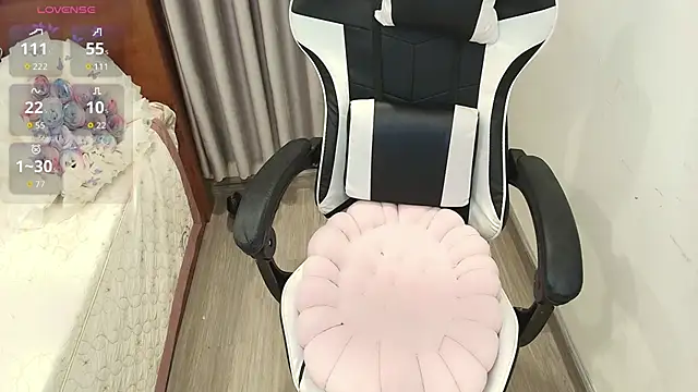 Bae Gigii online show from December 2, 1:35 pm