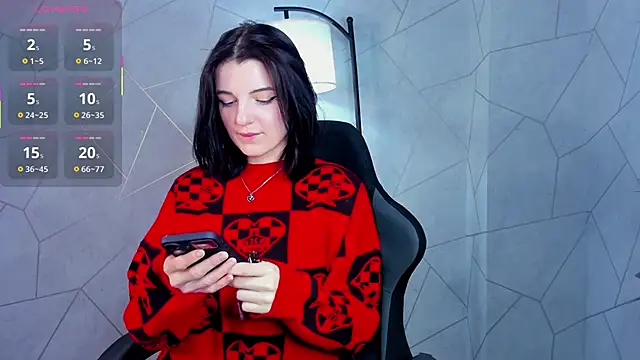 Lynn Martin online show from November 7, 1:10 am