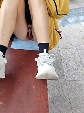 shaoshao-7758 online show from October 19, 12:57 am