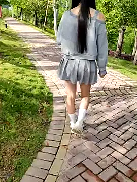 shaoshao-7758 online show from May 7, 12:37 am