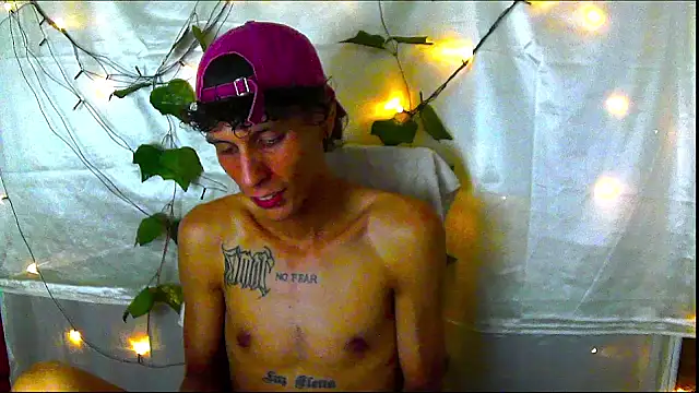 Crxxxsh online show from September 20, 7:13 am