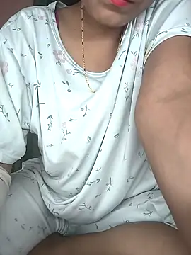 Hott Archana online show from November 8, 8:56 pm