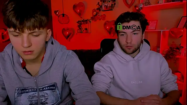 Snapshot of travis_wolf_ chatting on February 13, 9:53 am travis wolf online show from February 13, 9:53 am