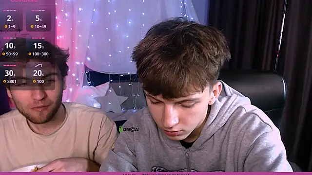 Snapshot of travis_wolf_ chatting on November 12, 7:51 pm travis wolf online show from November 12, 7:51 pm