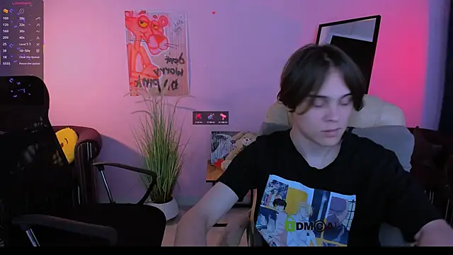 Snapshot of travis_wolf_ chatting on October 5, 6:42 pm travis wolf online show from October 5, 6:42 pm