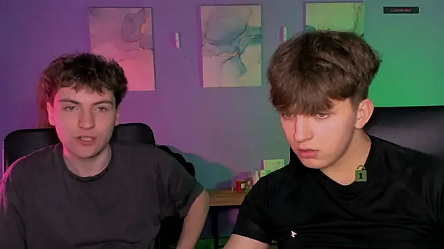 travis wolf  online show from March 20, 9:54 am