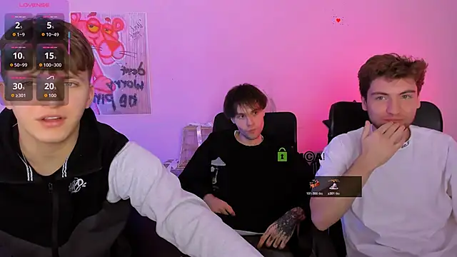 Snapshot of travis_wolf_ chatting on January 8, 8:04 pm travis wolf online show from January 8, 8:04 pm