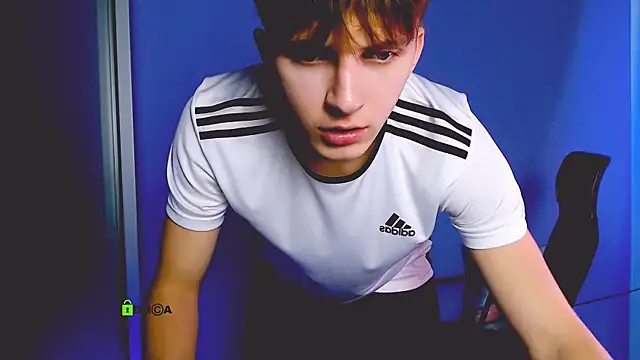 Snapshot of travis_wolf_ chatting on September 17, 5:20 am travis wolf online show from September 17, 5:20 am