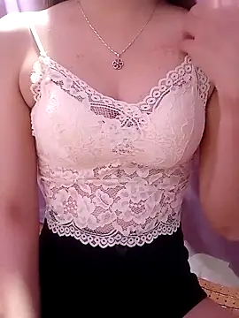 CherryBeii online show from May 4, 1:25 pm