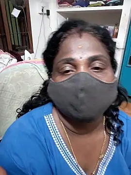 Snapshot of Tamil_Kavitha10 chatting on July 20, 6:54 pm Tamil Kavitha10 online show from July 20, 6:54 pm