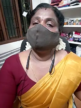Snapshot of Tamil_Kavitha10 chatting on June 22, 2:58 pm Tamil Kavitha10 online show from June 22, 2:58 pm