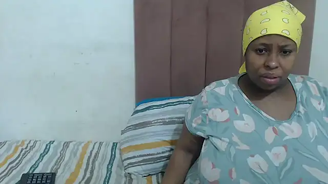 Chubby Queenx255 online show from November 29, 7:08 am