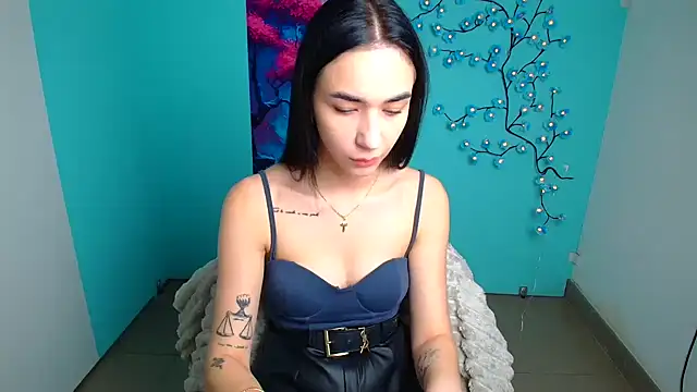 Snapshot of Bella_Night4 chatting on November 4, 6:50 am Bella Night4 online show from November 4, 6:50 am