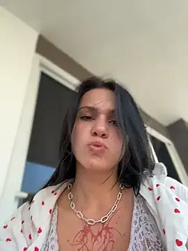 Snapshot of VendiMur chatting on December 3, 2:01 am VendiMur online show from December 3, 2:01 am