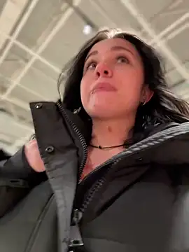 Snapshot of VendiMur chatting on October 28, 3:07 am VendiMur online show from October 28, 3:07 am