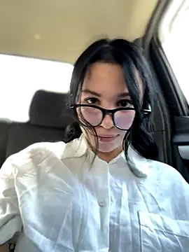 Snapshot of VendiMur chatting on November 14, 4:05 am VendiMur online show from November 14, 4:05 am