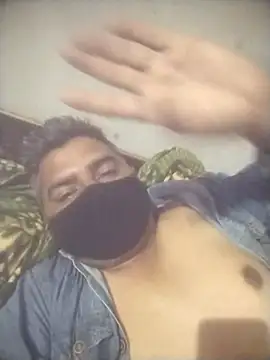 Snapshot of Manjit009 chatting on October 17, 6:43 pm Manjit009 online show from October 17, 6:43 pm