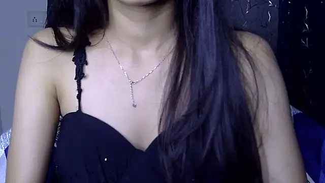 Snapshot of Riva_arora01 chatting on April 29, 5:41 pm Riva arora01 online show from April 29, 5:41 pm