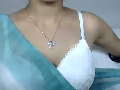 Snapshot of Riva_arora01 chatting on November 16, 11:04 am Riva arora01 online show from November 16, 11:04 am