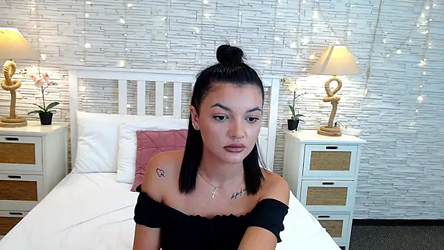 JasminLevi online show from September 15, 4:35 am