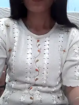 Snapshot of siya_rani67 chatting on December 5, 12:43 am siya rani67 online show from December 5, 12:43 am