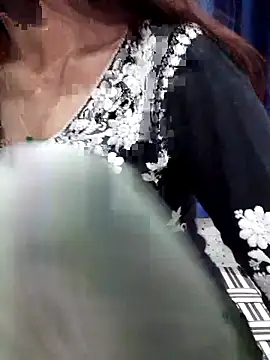 Snapshot of siya_rani67 chatting on February 11, 1:33 pm siya rani67 online show from February 11, 1:33 pm