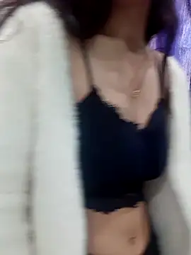 Snapshot of siya_rani67 chatting on February 23, 5:41 am siya rani67 online show from February 23, 5:41 am