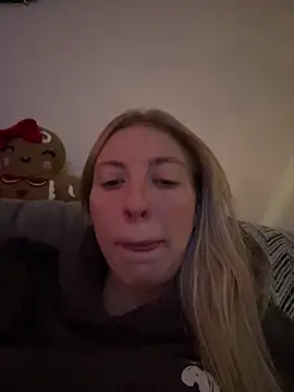 CheekyChelseaX online show from December 1, 6:31 pm