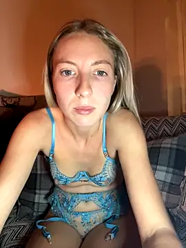 CheekyChelseaX online show from December 3, 6:51 pm