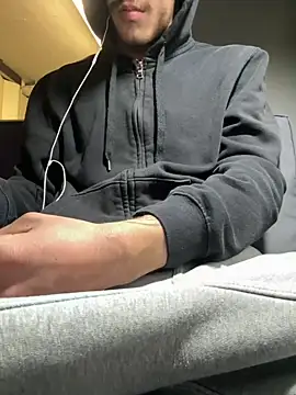 420boy   online show from November 10, 8:14 pm