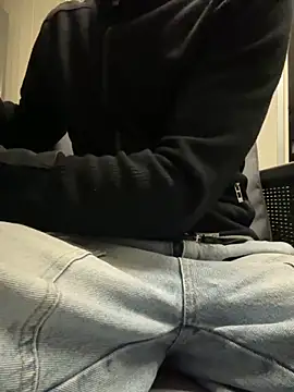 Snapshot of 420boy__ chatting on October 10, 10:21 pm 420boy online show from October 10, 10:21 pm
