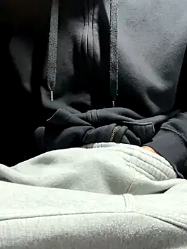 420boy   online show from November 11, 8:14 pm